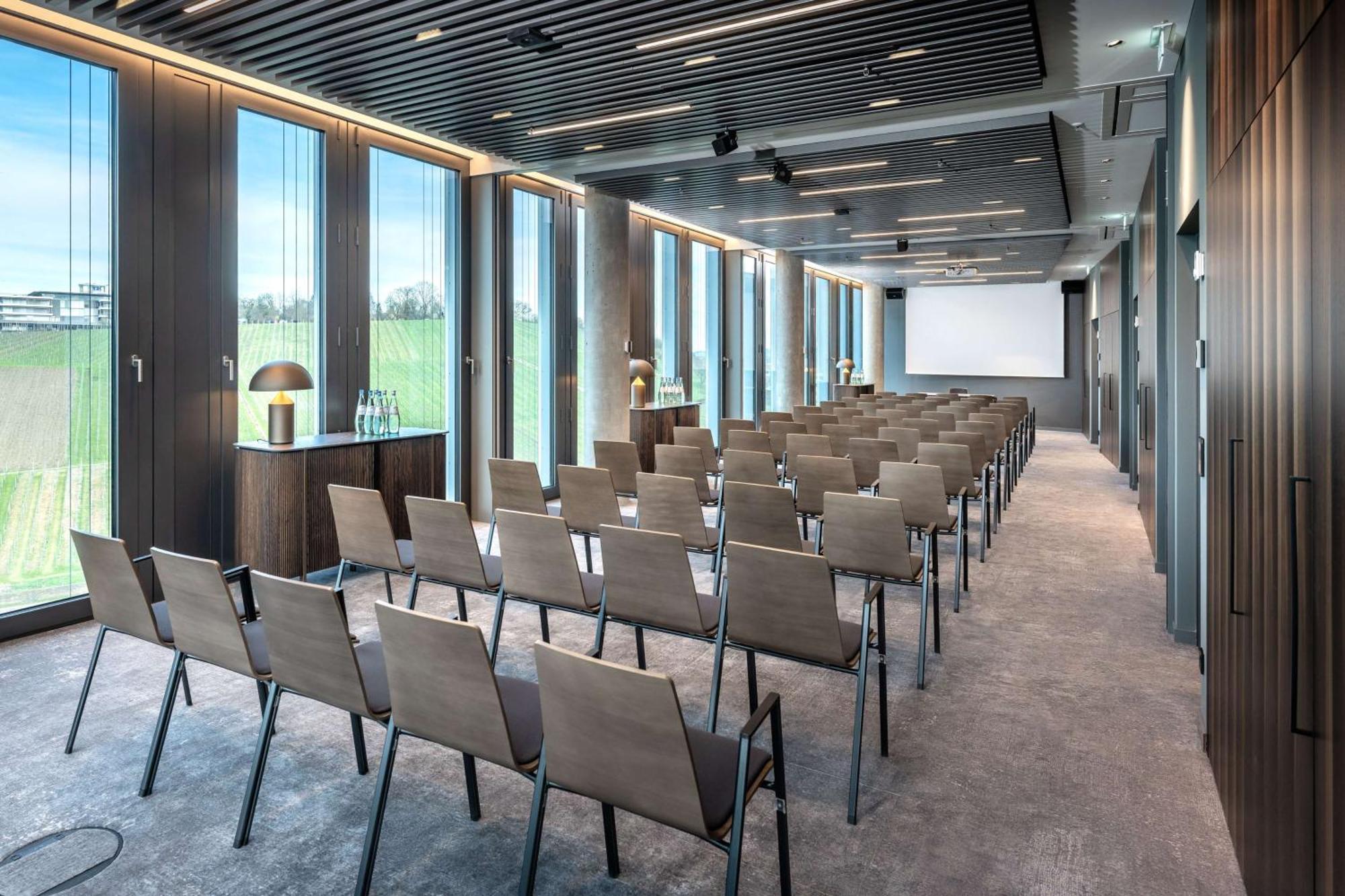 Radisson Blu Hotel At Porsche Design Tower Stuttgart Extérieur photo