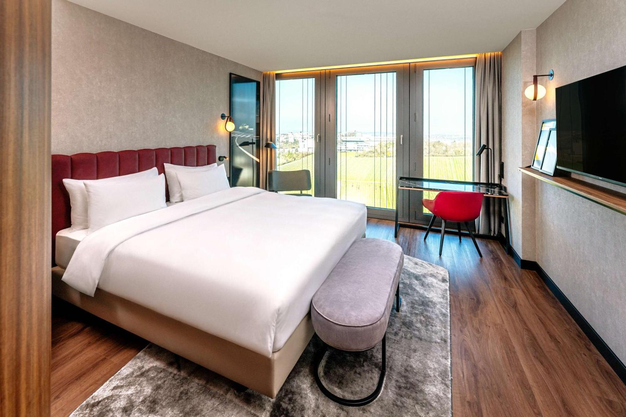 Radisson Blu Hotel At Porsche Design Tower Stuttgart Extérieur photo