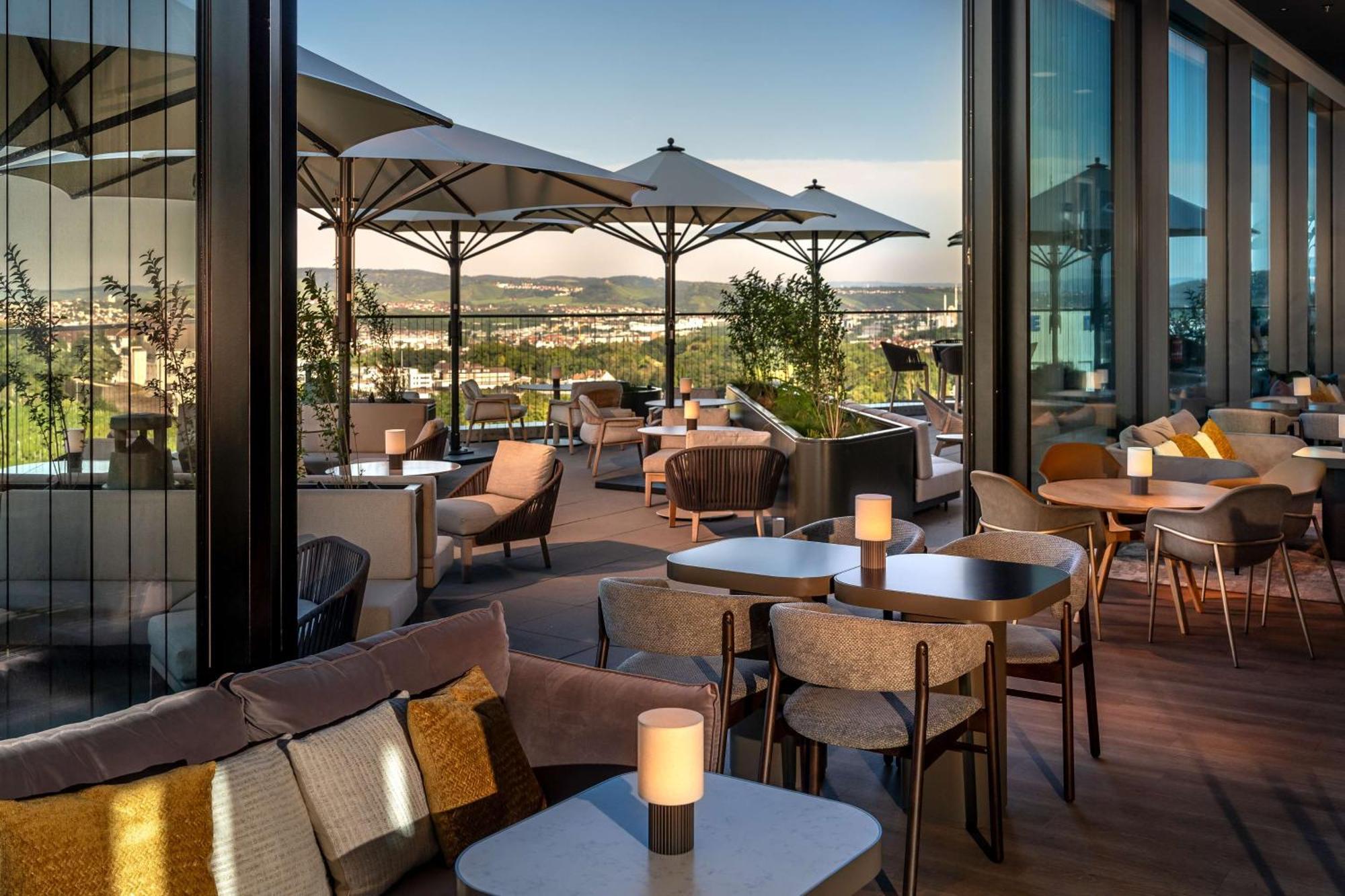 Radisson Blu Hotel At Porsche Design Tower Stuttgart Extérieur photo
