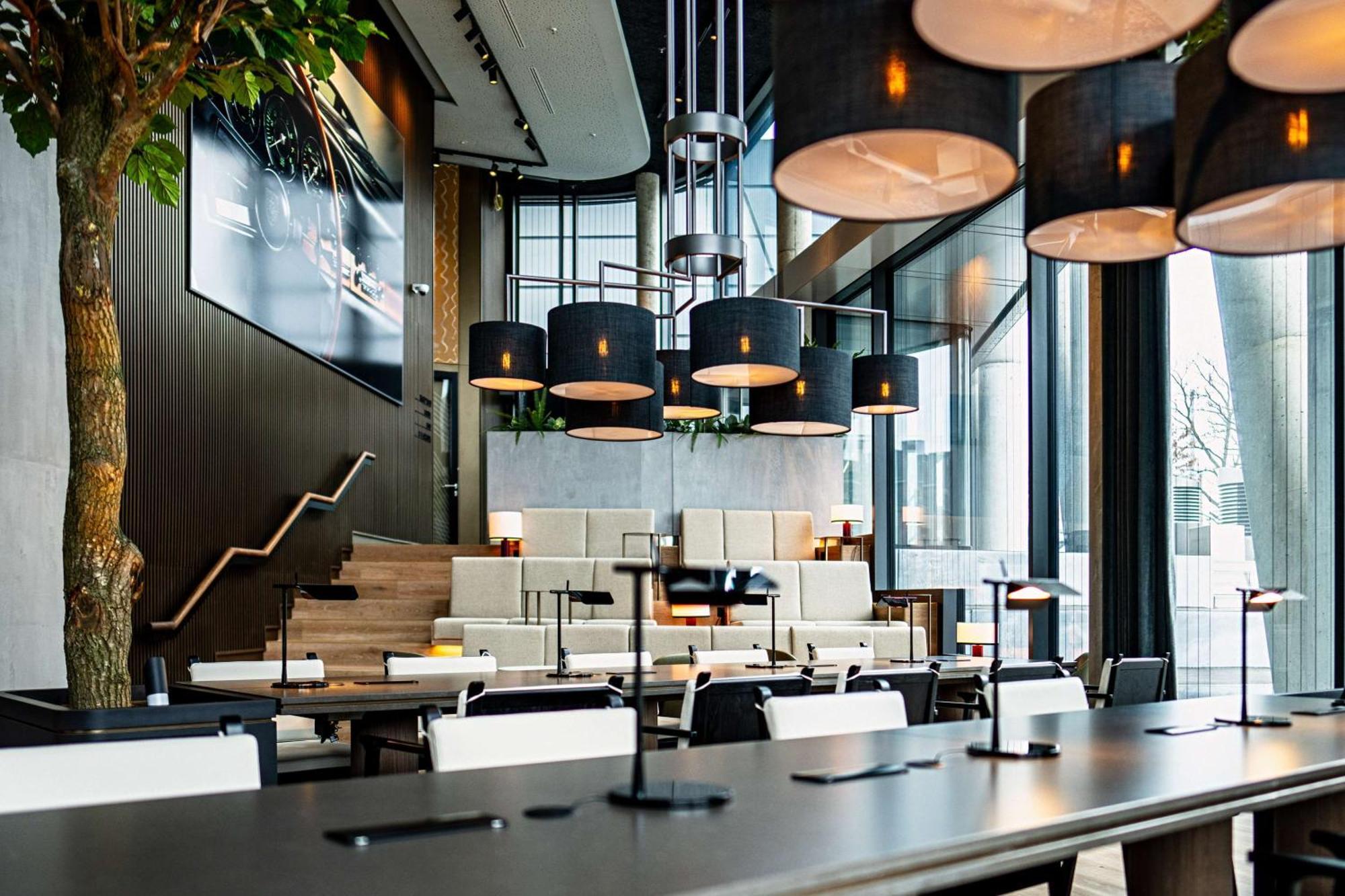 Radisson Blu Hotel At Porsche Design Tower Stuttgart Extérieur photo