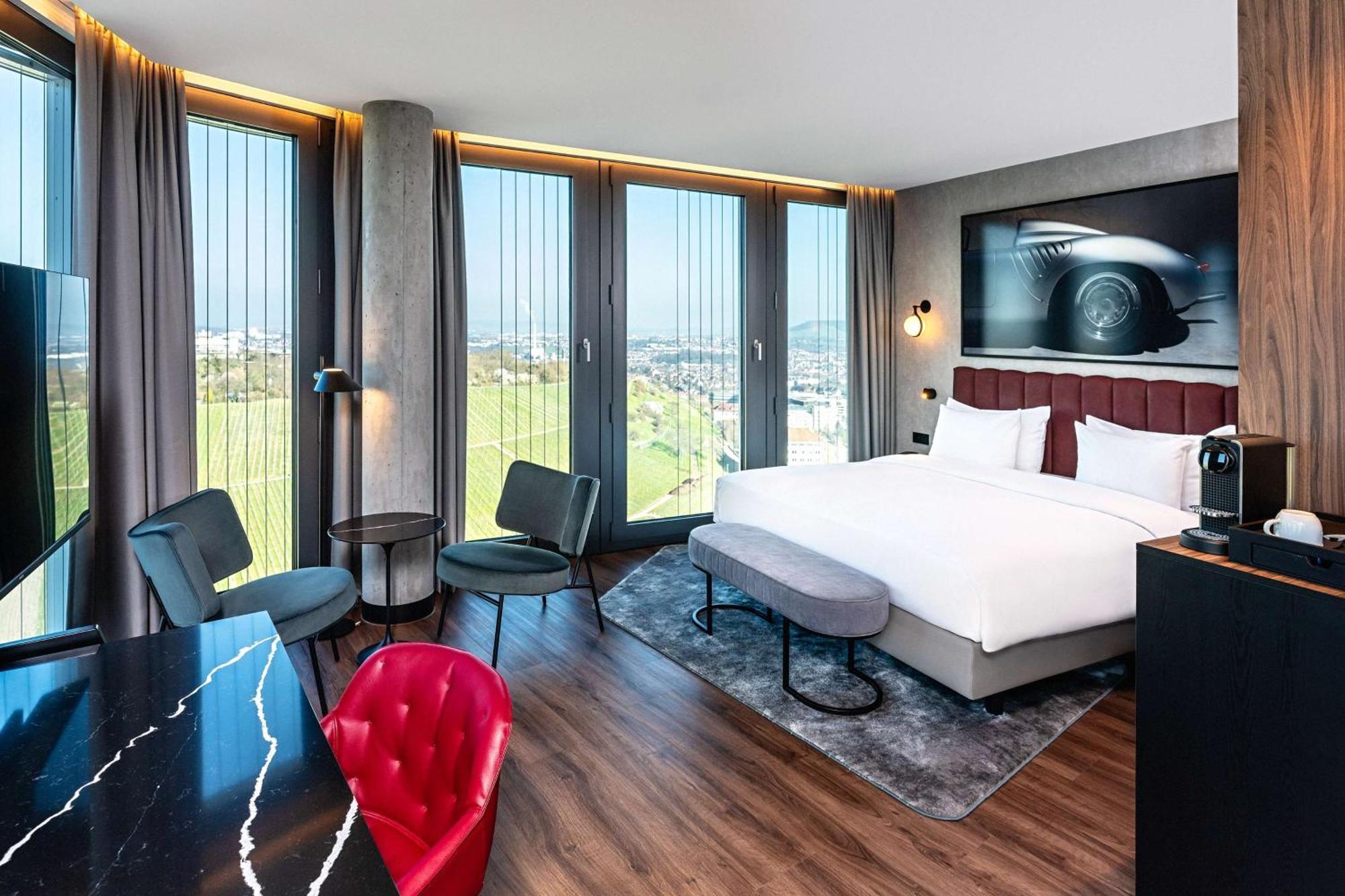 Radisson Blu Hotel At Porsche Design Tower Stuttgart Extérieur photo